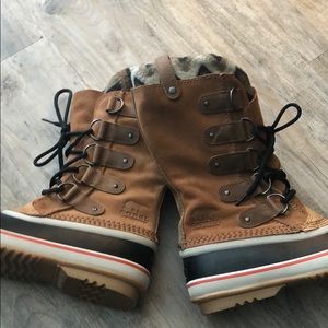 NWOB Sorel Joan is Arctic Boots-only worn once!